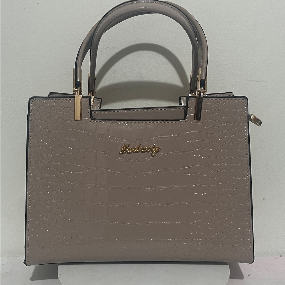 Chic Crocodile-Embossed Handbag in Taupe